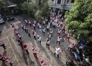 Kowarteg Ganjar Gelar Senam Bugar Ceria Bersama Warga Gubeng Surabaya Kowarteg Ganjar Gelar Senam Bugar Ceria Bersama Warga Gubeng Surabaya