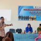 Foto: Anggota PPK Lenteng saat memberikan sosialisasi dihadapan siswa siswi SMAN 1 Lenteng 