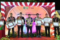 Foto: Foto bersama Bupati Sumenep Bersama Nominator camat dan lurah terbaik