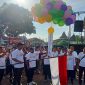 Foto:Ketua KPU Sumenep didampingi beberapa komisioner melepas peserta JJS dihalaman kantor KPU Sumenep