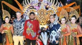 Bupati Sumenep Achmad Fauzi Wongsojudo, saat membuka event musik tong-tong