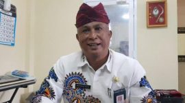 GAGAH: Kepala Disparbudporapar Sumenep, Muhammad Ikhsan, saat ditemui di kantornya