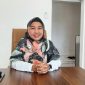 BERSYUKUR: Kepala Puskesmas Dasuk, Titik Nurhayati, sangat terbantu dengan diberikannya Mobol Pusling oleh Bupati Sumenep
