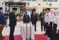 DISUMPAH: KPU Sumenep resmi melantik ribuam anggota PPS pada Pilkada Serentak 2024