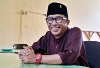 TERSENYUM: Budayawan Sumenep, Ibnu Hajar