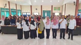SEMANGAT: Foto bersama usai menggelar bimtek pengembangan PAUD holistik integratif yang diselenggarakan Disdik Sumenep