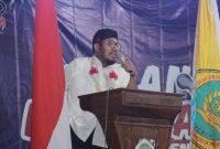 Bupati Sumenep Ahmad Fauzi Wongsojudo saat membukan PSM Sanggar Lentera di Stadion A.Yani Panglegur