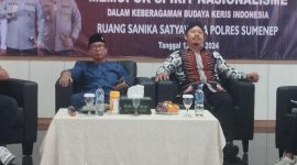 Budayawan Sumenep, menghadiri pameran keris dan batu akik