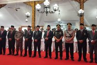 DIKUKUHKAN: Ratusan kepala desa di Kabupaten Sumenep, resmi diperpanjang jabatannya menjadi 8 tahun