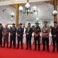 DIKUKUHKAN: Ratusan kepala desa di Kabupaten Sumenep, resmi diperpanjang jabatannya menjadi 8 tahun