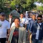 Ribuan masyarakat meramaikan Kirab Maskot Pilkada 2024 di zona 2