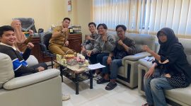 AUDIENSI: DPM UNIJA saat menemui Kepala Bagian (Kabag) Perekonomian Pemerintah Kabupaten Sumenep, Madura, Jawa Timur.