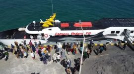 BESAR: Kapal eXpres bahari 8B di Pelabuhan Kalianget, telah resmi beroperasi.