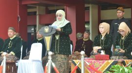 SAMBUTAN: Plt Bupati Sumenep, Dewi Khalifah, saat menghadiri upacara Peringatan Hari Jadi Ke 755