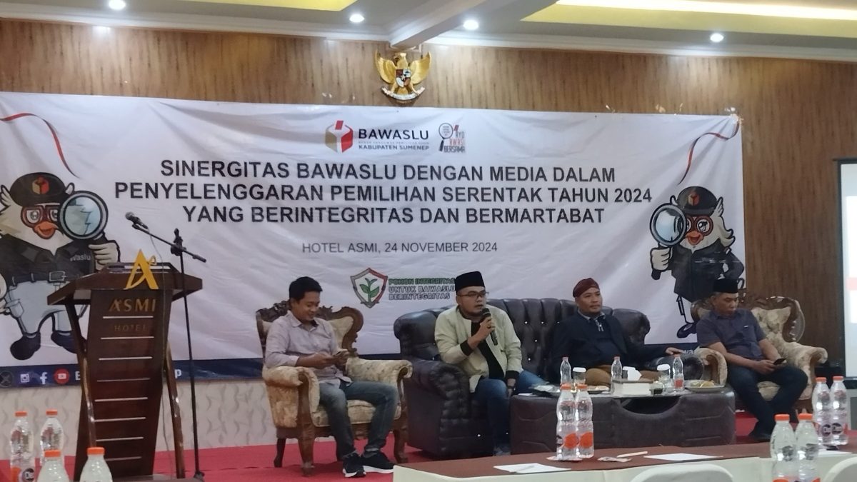 SAMBUTAN: Suasana Media Gathering yang digelar Bawaslu Sumenep, di Hotel Asmi