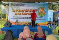 MENYAPA: Kepala Dinkes P2KB Kabupaten Sumenep, Ellya Fardasah, saat memberikan sambutan pada lomba edukasi gizi seimbang berbasis Pangan Lokal