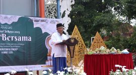 BERPECI: Kepala Disbudporapar Sumenep, Moh. Iksan saat sambutan di acara festival srikaya (SandiGT - Seputar Jatim)