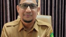 TERSENYUM: Kepala Disdik Sumenep Agus Dwi Saputra (Doc. Seputar Jatim)