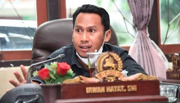 Minta Pemkab Tak Ambil Kebijakan Sepihak, DPRD Sumenep Harap PKL Liar Dapat Fasilitas Lebih Baik