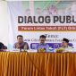 TEGAS: Kepala DPMD Sumenep, Anwar Syahroni Yusuf (tengah), saat menjadi narasumber dalam Dialog Publik Forum Lintas Tokoh (FLT) Giliraja (SandiGT - Seputar Jatim)