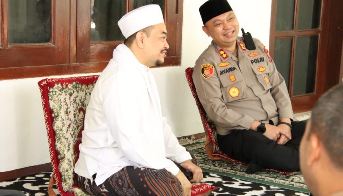 Kapolres Sumenep Kunjungi Ponpes Al-Amien Prenduan Demi Ciptakan Suasana yang Sejuk