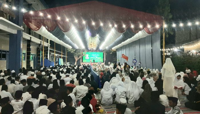 Ribuan Alumni dan Masyarakat Hadiri Haul Ke 47 KH Abdul Mannan di Sumenep 
