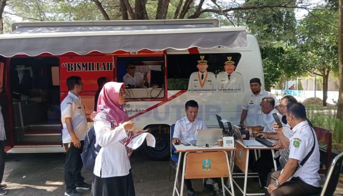 Disdukcapil Sumenep Pakai Program Jebol Demi Permudah Pelajar Rekam KTP
