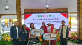 SWAFOTO: Dirut RSUDMA Erliyati, Bupati Sumenep, bersama YOI dan pemateri usai menggelar Seminar Ortopedi di Pendopo Agung Keraton Sumenep (Doc. Seputar Jatim)