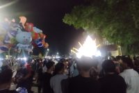 PADAT: Ribuan masyarakat menyaksikan Malam Anugerah SMSI Award 2025 di Sumenep (SandiGT - Seputar Jatim)