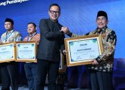 Perkuat Sektor Pelayanan Air Bersih, Pemkab Sumenep Terima Penghargaan di IWWEF 2025 Perkuat Sektor Pelayanan Air Bersih, Pemkab Sumenep Terima Penghargaan di IWWEF 2025