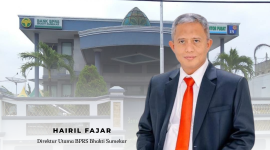 GAGAH: Direktur Utama BPRS Bhakti Sumekar, Hairil Fajar (Doc. Seputar Jatim)