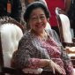 TERSENYUM: Presiden ke-5 RI sekaligus Ketua Umum PDIP, Megawati Soekarnoputri (Foto Istimewa)
