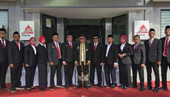 Perayaan HUT RI Ke 80, BPRS Bhakti Sumekar Hadir Dukung UMKM dan Pembangunan Ekonomi Desa