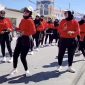 GOYANG: Peserta karnaval Agustusan dari Puskesmas Pragaan tengah asyik Joget Sound Horeg (SC: Video Viral)