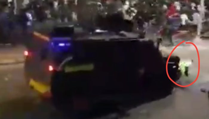 Mobil Rantis Brimob Diduga Lindas Ojol Saat Demo di Gedung DPR RI