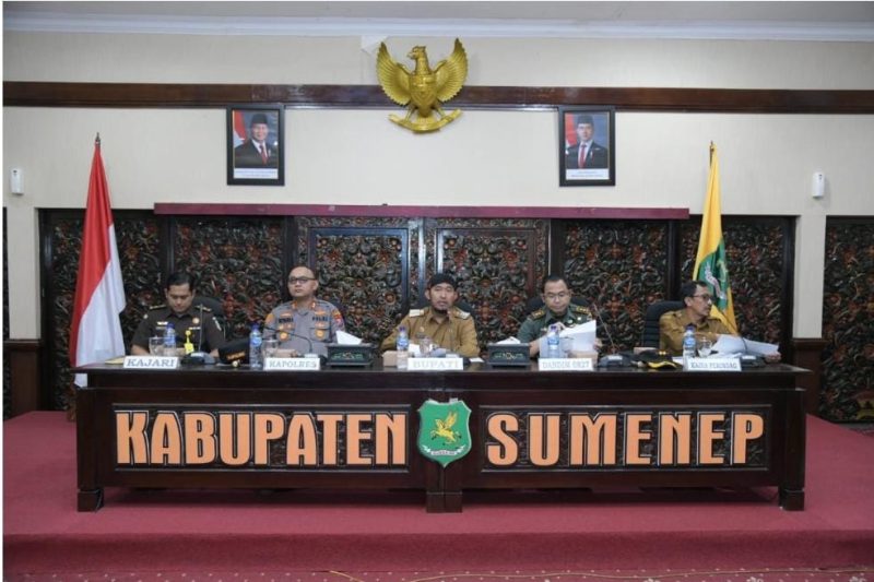 FOKUS: Rapat Bersama penetapan TIHT 2025 bersama Bupati Sumenep, Achmad Fauzi Wongsojudo, di Ruang Rapat Arya Wiraraja Pemkab Sumenep (Doc. Seputar Jatim)