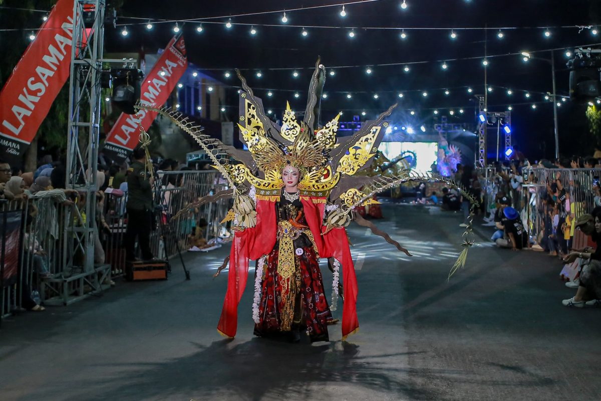 MEGAH: Salah satu peserta tampil pada event MEC di tahun 2024 lalu (Doc. Seputar Jatim)