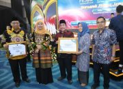 Pemkab Sumenep Borong 2 Penghargaan di Fesyar Jatim 2025 Pemkab Sumenep Borong 2 Penghargaan di Fesyar Jatim 2025