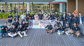 KOMPAK: Komunitas KOPI saat foto bersama dengan model usai menggelar kegiatan di Hotel Myze Sumenep (Doc. Seputar Jatim)