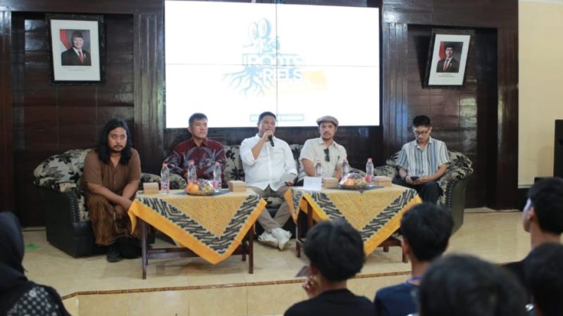 FOKUS: Diskominfo Sumenep, saat menggelar Workshop dan Kompetisi Film Pendek tingkat pelajar dan mahasiswa 2025 di Aula setempat (Foto Istimewa)