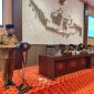 FOKUS: Bupati Sumenep, Achmad Fauzi Wongsojudo, memberikan sambutan pada penyerahan Nota Keuangan APBD 2026 kepada DPRD di ruang rapat paripurna (SandiGT - Seputar Jatim) 