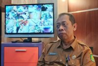 FOKUS: Kepala DKPP Sumenep, Chainur Rasyid, saat ditemui di ruangannya (SandiGT - Seputar Jatim) 