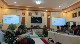 FOKUS: Dinkes P2KB Sumenep, saat melalukan rapat Koordinadi Tim Pengendalian GENTING di Ruang Rapat Potre Koneng Bappeda Sumenep (Doc. Seputar Jatim)