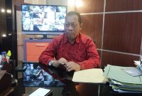 GAGAH: Kepala DKPP Sumenep, Chainur Rasyid, saat ditemui di ruang kerjanya (SandGt - Seputar Jatim)