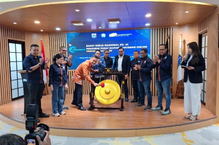 PP IWO Minta Media Online Tetap Berpegang Teguh pada Prinsip Kode Etik Jurnalistik di Tengah Arus Disrupsi Digital IMG 20251028 WA0109