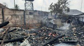 HANGUS: Kebakaran lima toko di Pasar Ganding, Sumenep (SandiGT - Seputar Jatim)