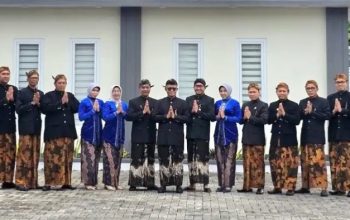 BPRS Bhakti Sumekar Teguhkan Komitmen Bangun Ekonomi Syariah di Momentum Hari Jadi Sumenep Ke 756 1761993417211.1169050f750744e 1 1