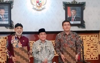 DLH Sumenep Ubah Gunungan Sampah Jadi Energi, 24,1 Ton RDF Dikirim ke PT SBI IMG 20251107 WA0023