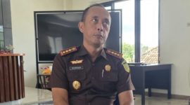TEGAS: Kepala Kejaksaan Negeri (Kajari) Sumenep, Nurhadi Puspandoyo, saat ditemui wartawan Seputar Jatim (SandiGT - Seputar Jatim)