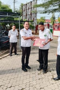 Tiga ASN Teladan Bapenda Sumenep Raih Satyalancana Karya Satya X Tahun